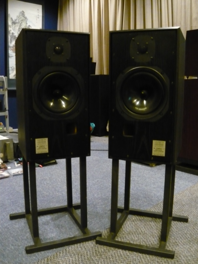 Harbeth HL Compact 7 speaker (used) SOLD P1070711