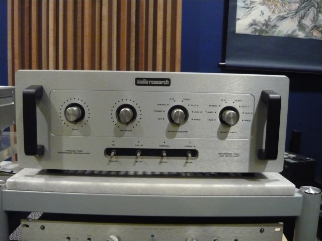 Audio Research Reference 2 MKII pre amp (used) SOLD  P1070826