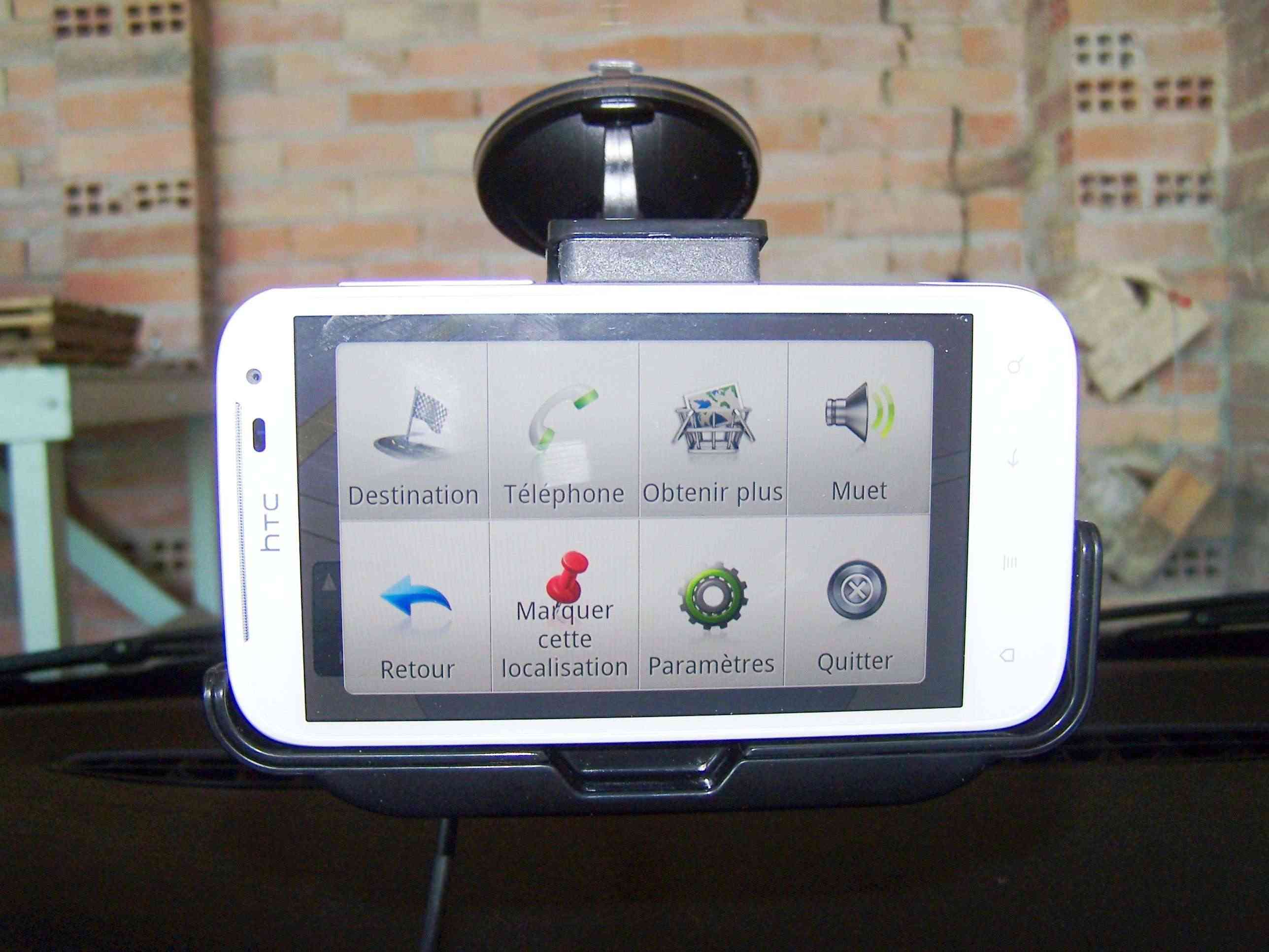 MOBILEFUN - [MOBILEFUN.FR] Test Support voiture pour HTC Sensation XL 100_4721