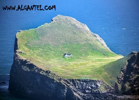 شاهد 10 من اغرب المنازل التي ستراها ,,,, منازل وحيدة ومن غير ازعاج الجيران 12 Most Amazing Secluded Houses  Happy100