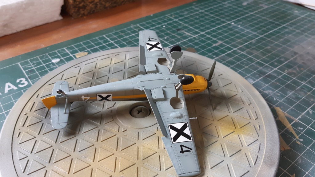 [AIRFIX] MESSERSCHMITT Bf 109 E 7 Stoyan STOYANOV Réf A02062 28904110