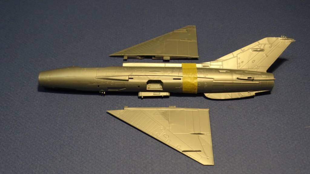 MiG 21 F13 Fishbed C [Revell 1/72] Dsc07510