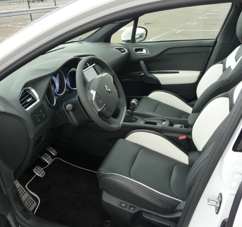 DS4 Sport Chic HDI 160 GPS E-Myway 210