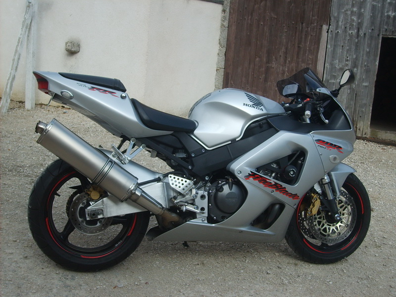 Cbr 929 modèle 2000 S5002011