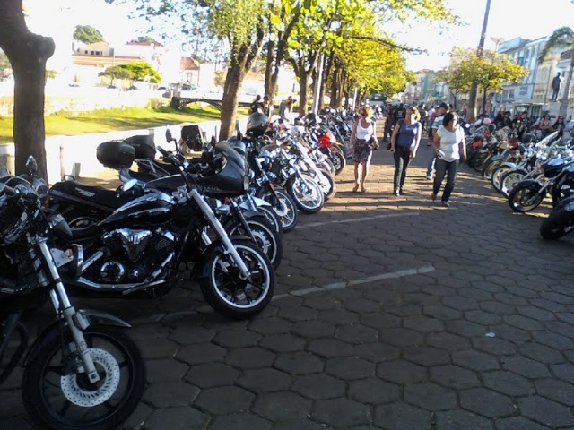 Fotos do 2º Encontro de Motociclistas de São João del-Rei 003510