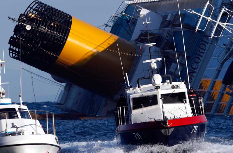ارتفاع حصيلة ضحايا السفينة كونكورديا الإيطالية 20120110