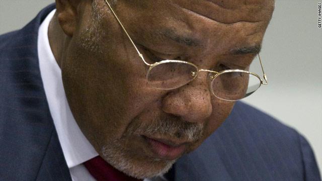 السجن 50 عاما لرئيس ليبيريا السابق لإدانته بارتكاب جرائم حرب E411