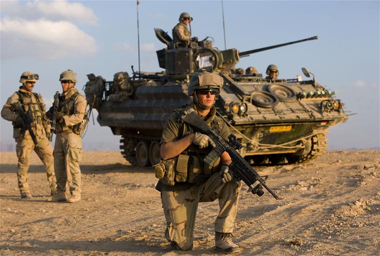 Photos des forces armées Néerlandaises D0910210