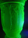 uranium - ID hints for Uranium glass vase please Glass_23