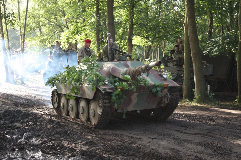  Mons "Tanks in Town 2011" Img_1425