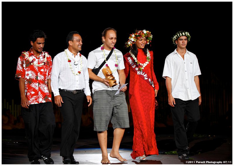 Miss Tahiti 2011 et ses dauphines à la soirée de remise des prix du Heiva 2011 le 21 juillet 2011 26543210