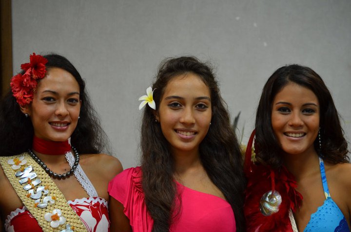 Photos de Miss Tahiti 2011 : Arue reçoit Miss Tahiti 26802010