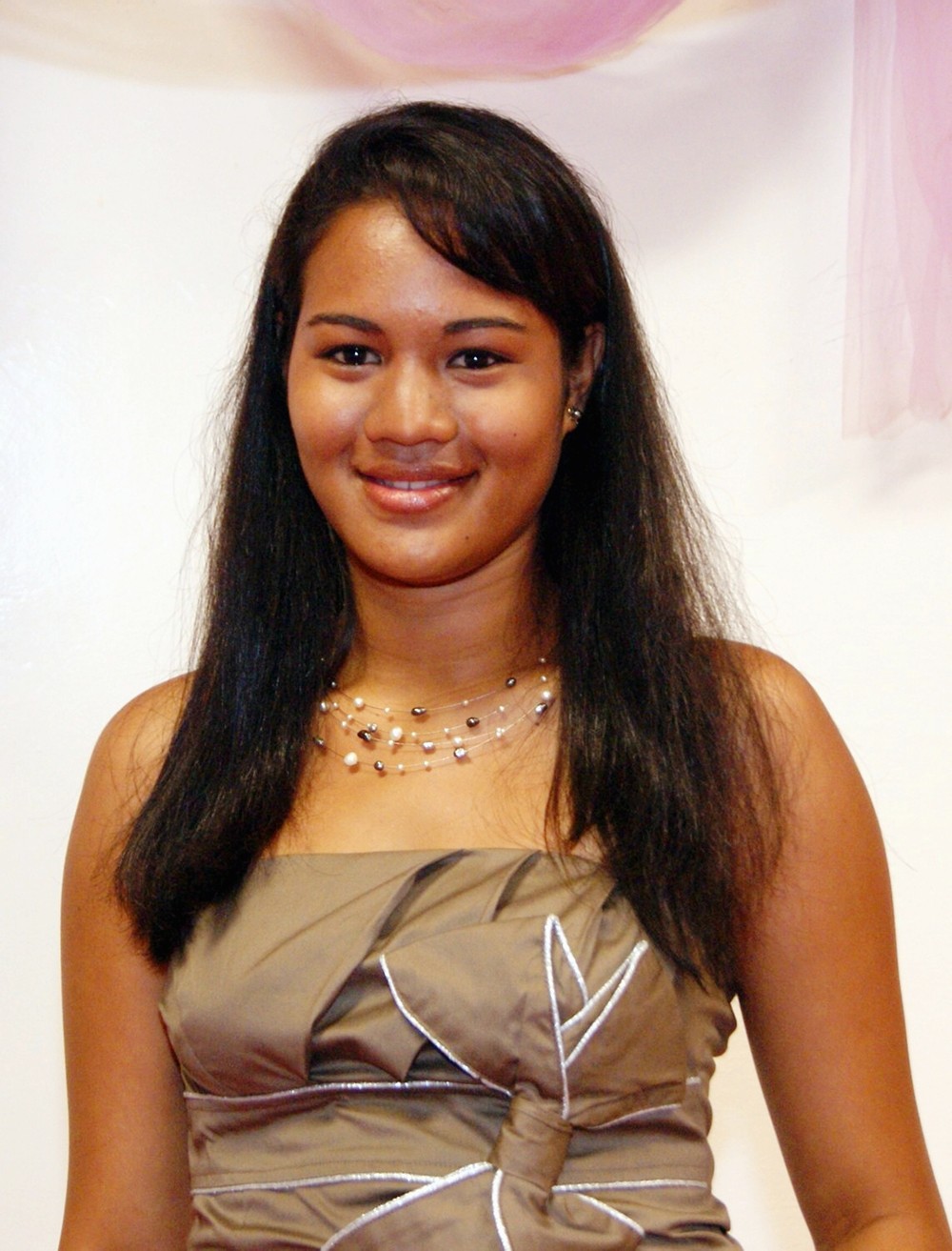 Miss Mataiea 2011 - Heinui Tihoni 2mat7-10