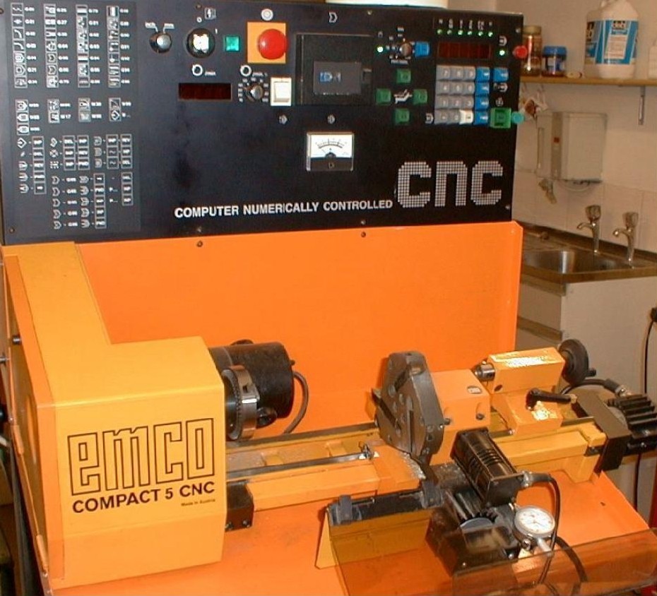 Emco compact 5 CNC  Em11