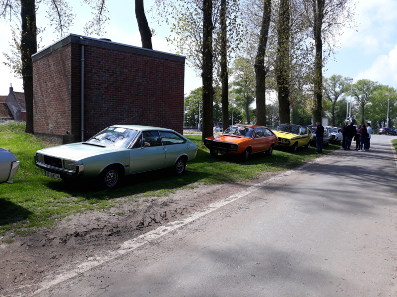 Rassemblement du club renault 15/17 des Pays Bas à Bruges. 20190524