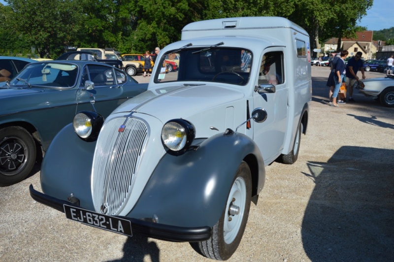 première rencontre auto moto Tonnerroise Dsc_1256