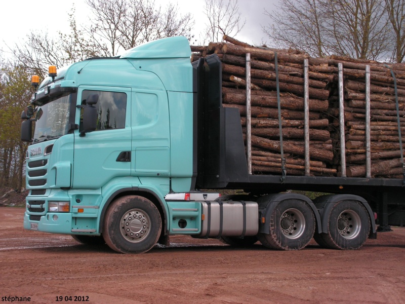  STR (Société Transports Rochatte)(Le Syndicat, 88) (groupement France Plateaux) Pict2219