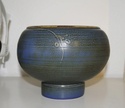 nice studio pottery vase id??? Mhhhh010