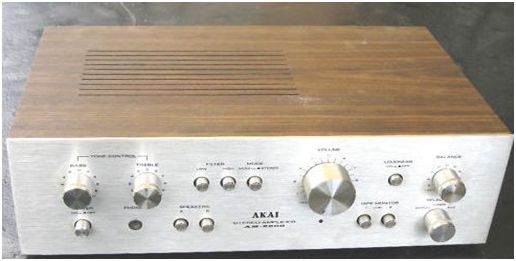 Amplificatori Vintage - Pagina 6 Akai-a10