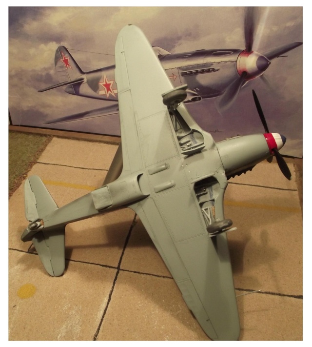 YAK III 1/48 "NORMANDIE-NIEMEN" - Page 3 17_des10