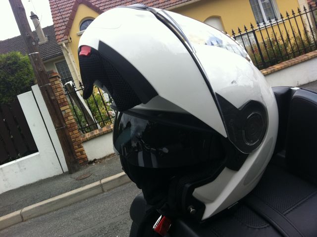 QUEL CASQUE AVEZ VOUS AVEC VOTRE V ROD - Page 6 Img_1720