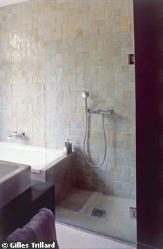[camille] la salle de bains marocaine Douche14