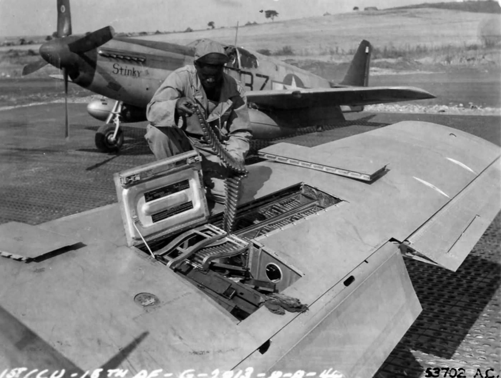 [Concours ”la guerre du pacifique 1941-1945 ”] P-51D Mustang - Eduard - 1/48 (MàJ 31.12.2021) - Page 2 P-51c_10