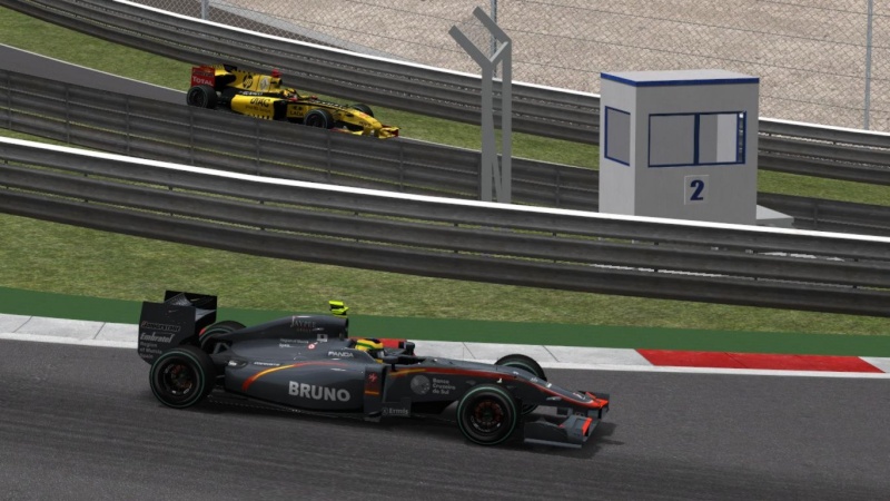 Race REPORT & PICTURES - 07 - Turkish GP (Istanbul) L15-110