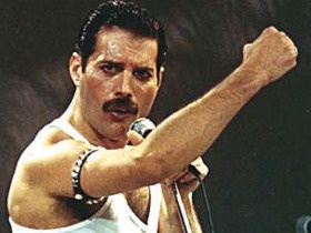 Freddie Mercury fará aparição em show Kfhgbo10