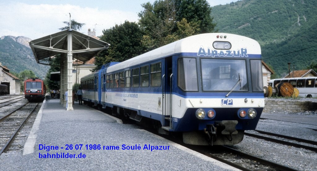 Autorail Soulé Garnéro Chemins de fer de la Provence  Digne_15