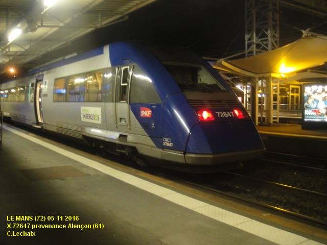 X 72647 en gare du Mans X_726410