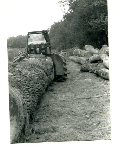 AGRIP un des 3 fabricants français de tracteurs forestiers - Page 2 Img49710