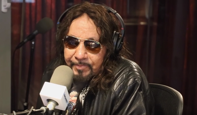 Ace Frehley News ! Acefre15