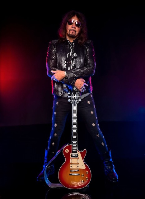 Ace Frehley News ! - Page 26 Acepor10