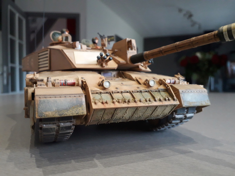 CHALLENGER II desertised (british main battle tank) Img_2063