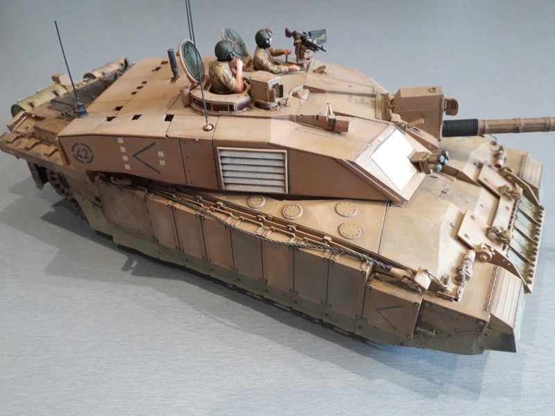 CHALLENGER II desertised (british main battle tank) Img_2064