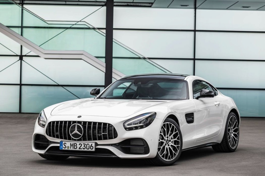 Nuove Mercedes AMG GT 1-3110