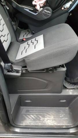 Transit top custom isofix
