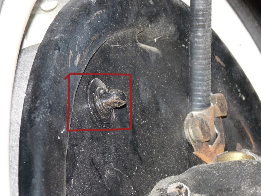 Le réglage des cables de freins sur Les Licornes P1050210