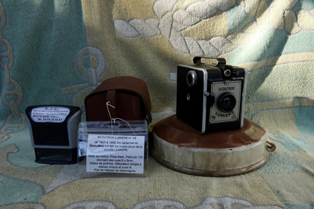 Musée : Les vieux appareils photos de Culture & Loisirs Dsc07943