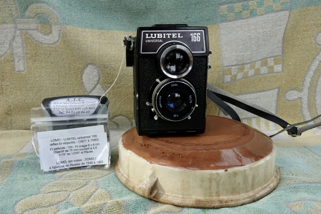 Musée : Les vieux appareils photos de Culture & Loisirs Dsc07950
