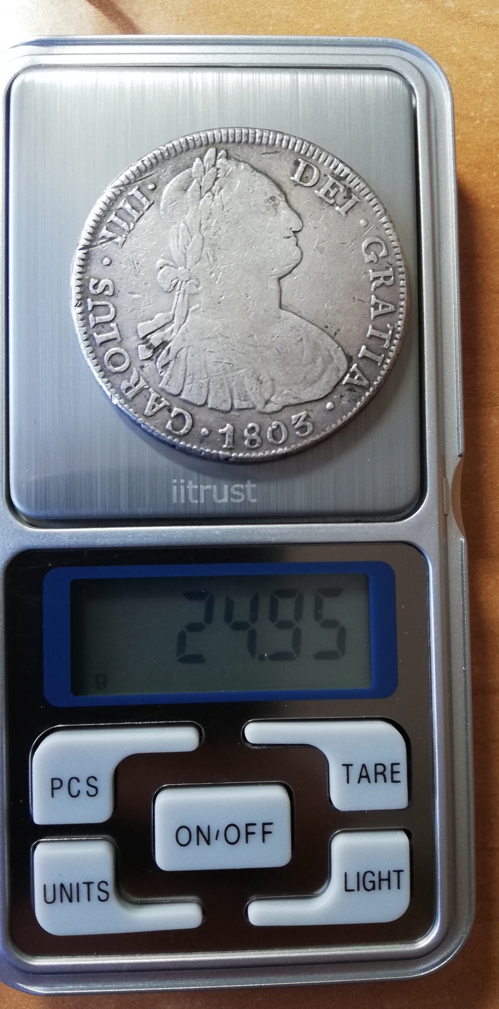 Escaso peso de 8 reales de Potosí de 1803 Img_2016