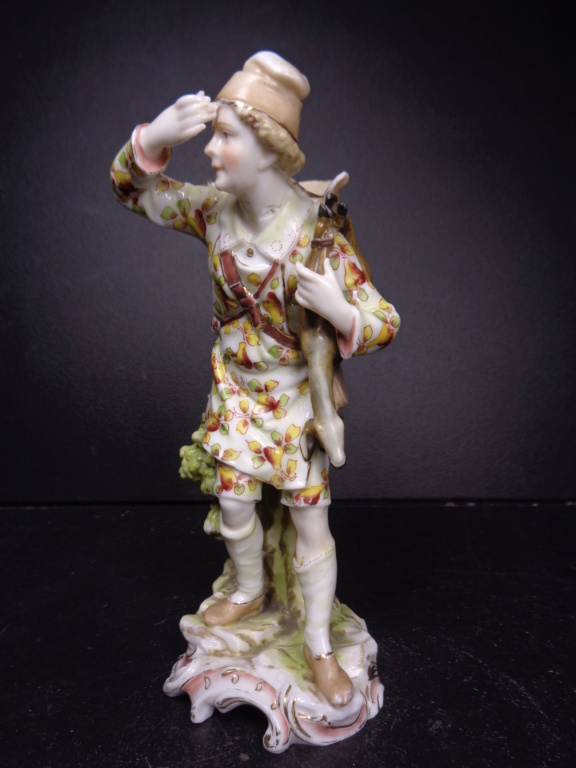 Porcelain figure, Help with Backstamp - Rudolstadt Volkstedt in Thuringia  Dsc01512