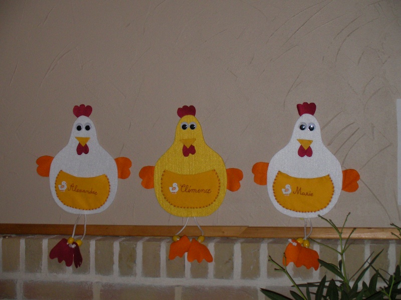 3 poules sur un mur... Sany0010