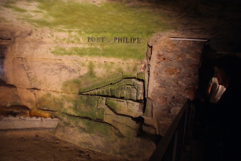 Visite guidée des catacombes de paris Dsc08538