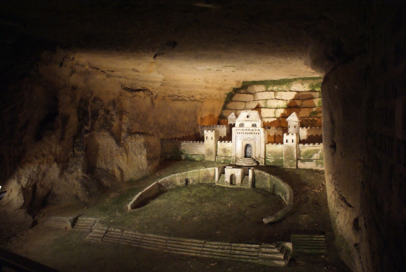 Visite guidée des catacombes de paris Dsc08555