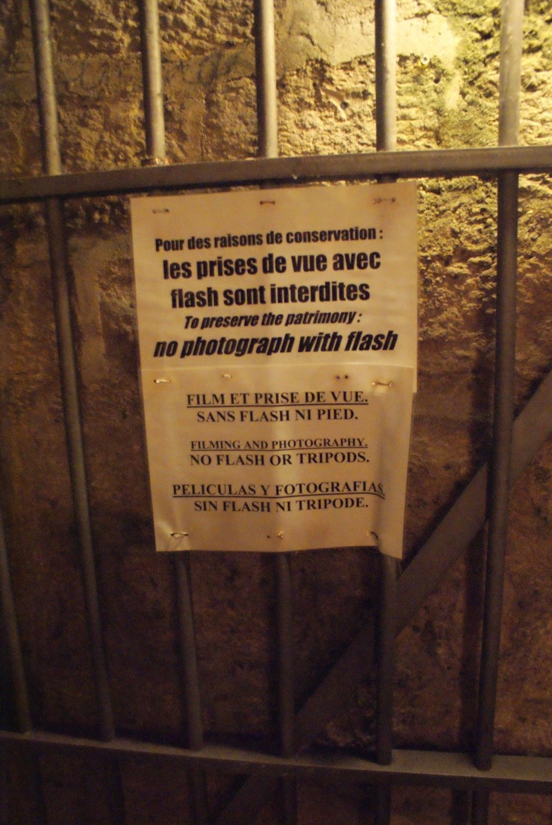 Visite guidée des catacombes de paris Dsc08573