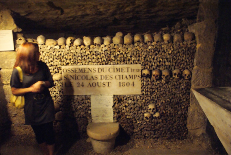 Visite guidée des catacombes de paris Dsc08614