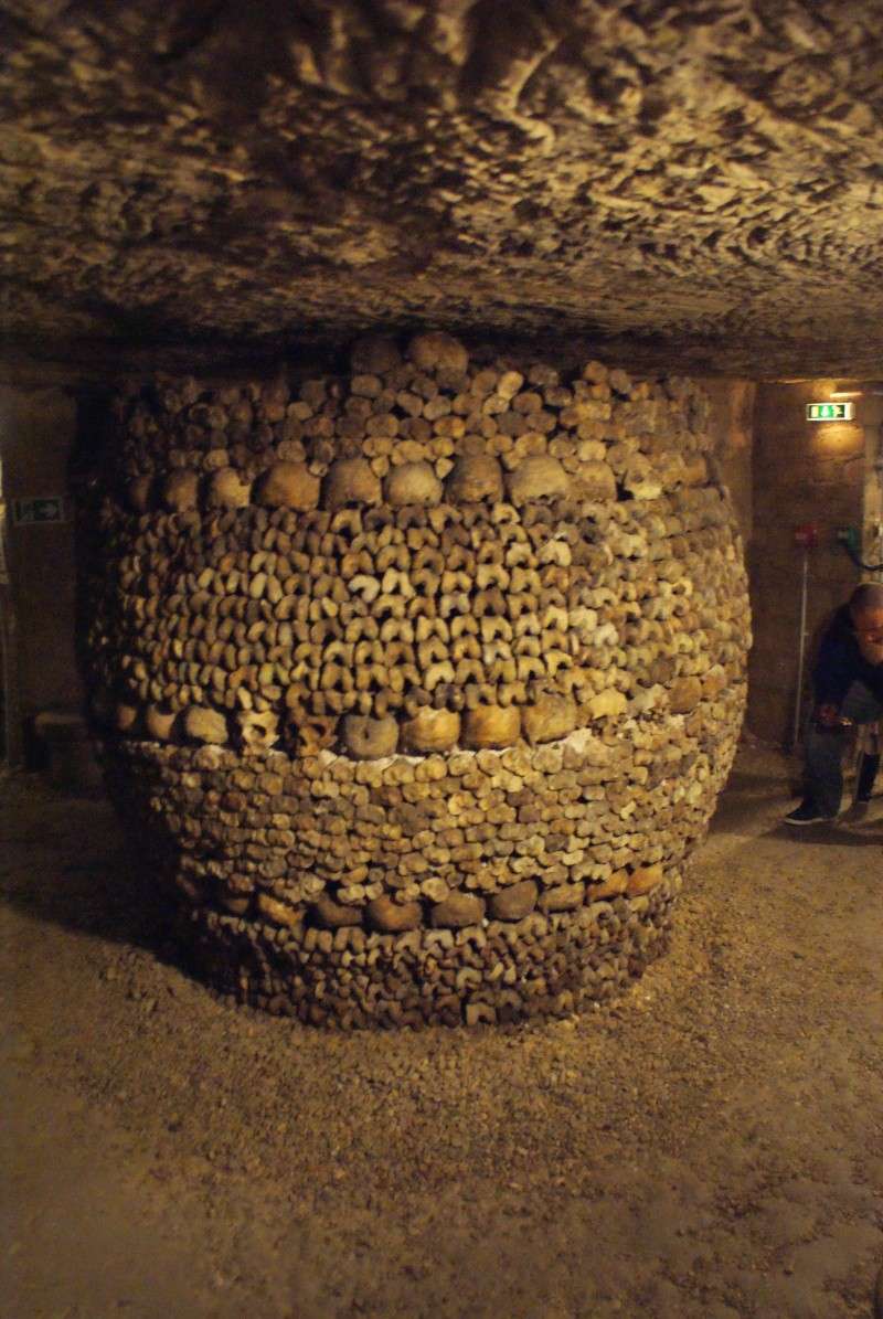 Visite guidée des catacombes de paris Dsc08632