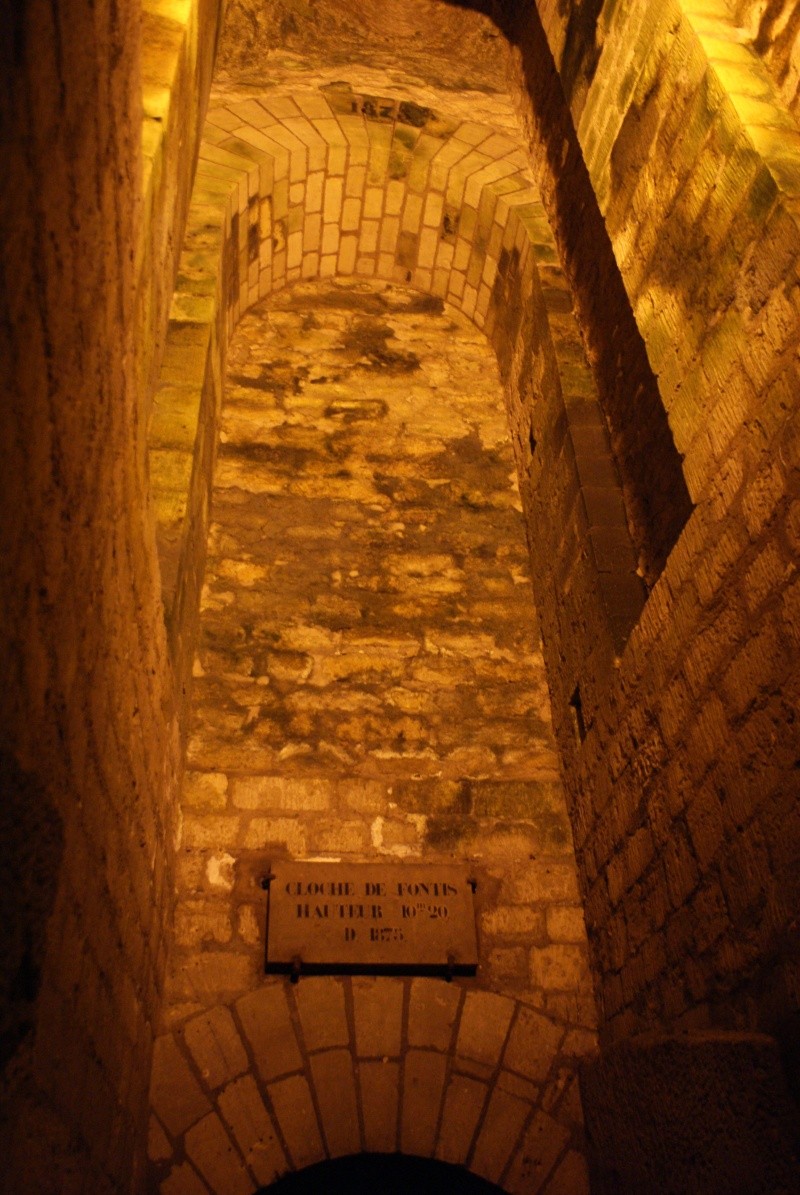 Visite guidée des catacombes de paris Dsc08648